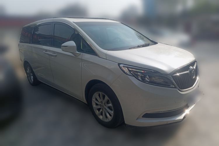 Used Buick GL8 2017 ES 28T Comfort Model China V Standard Front Right 45 Deg