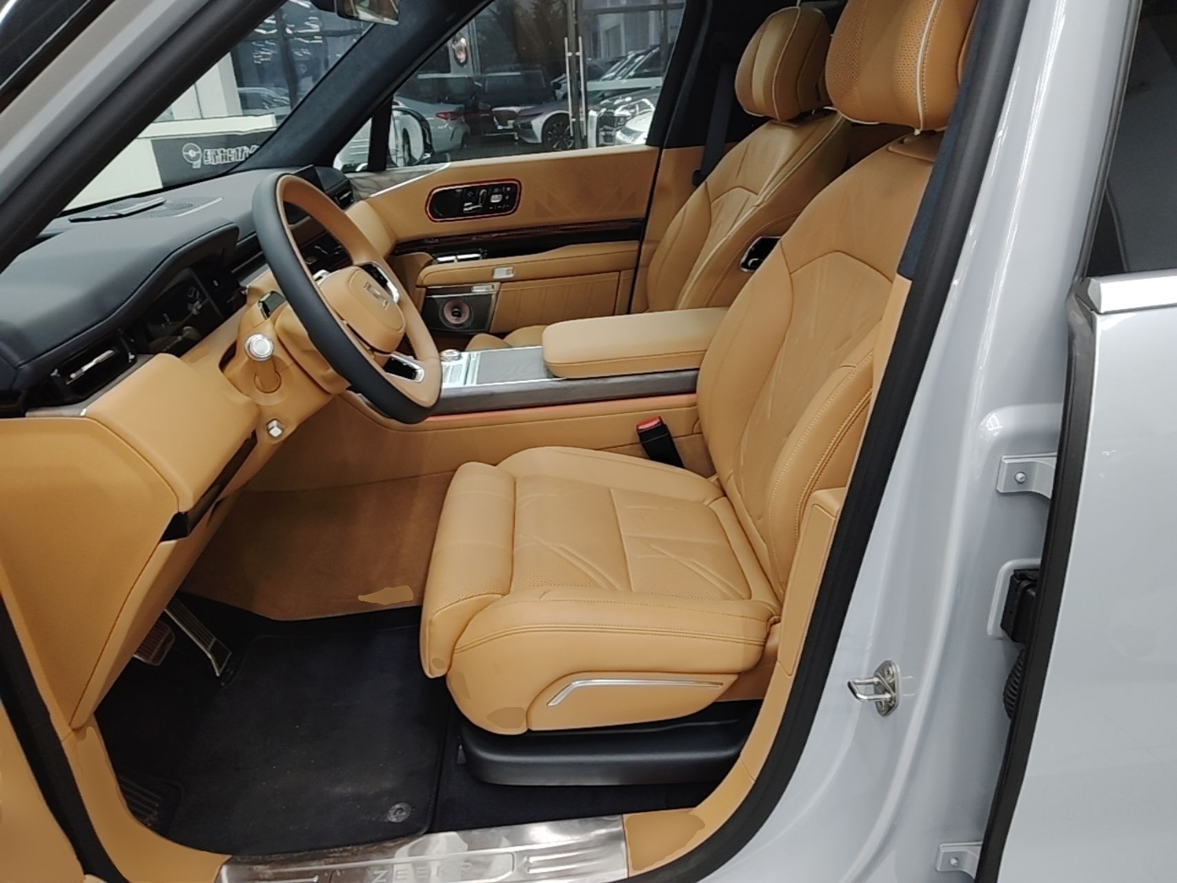 Zeekr 9X 2025 Ultra Edition 70kWh — снимка 17