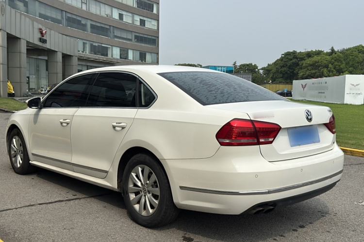 Used Volkswagen Passat 2014 1.8TSI DSG Prestige Edition
