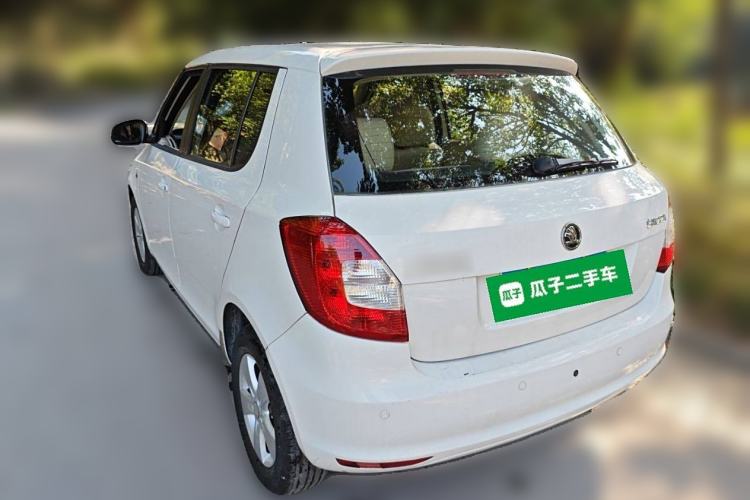 Used Skoda Fabia 2014 1.4L Manual Crystal Edition
