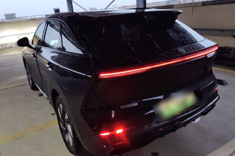 Used Venucia V DD-i 2023 110km iT Version
