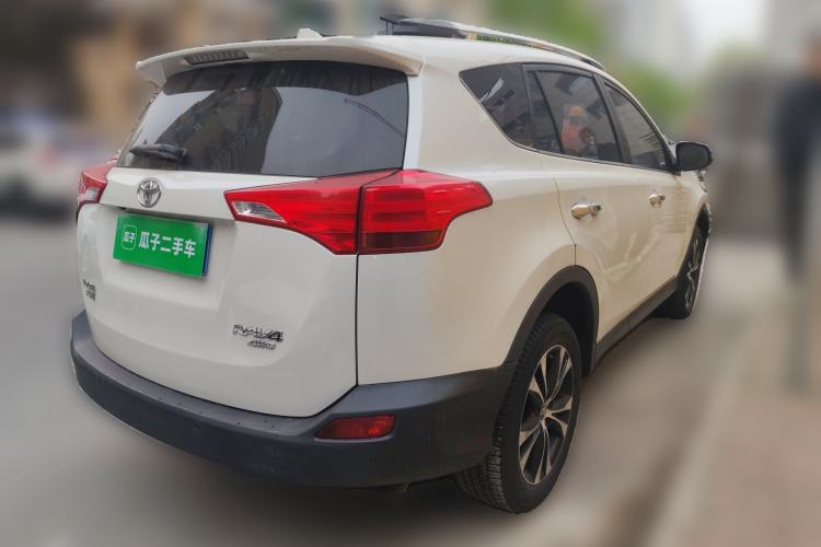 Used Toyota RAV4 2015 2.5L Automatic 4x4 Elite Edition Rear Right 45 Deg