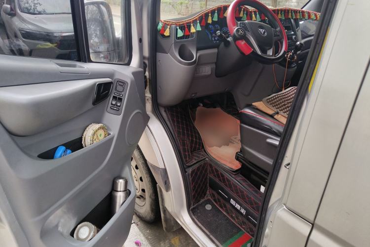 Used Foton Toano 2022 2.0T Manual Urban Edition Short Wheelbase Low Roof Rear Single Tire 5/6/9-Seater 4F20TC3
