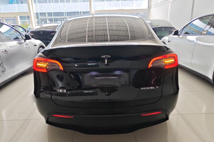 Used Tesla Model Y 2022 Rear-Wheel-Drive Version