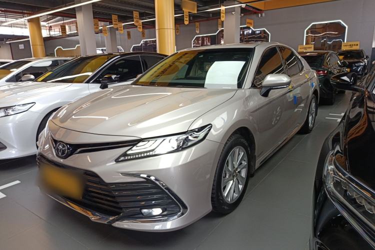 Used Toyota Camry 2023 2.0G Luxury Edition
