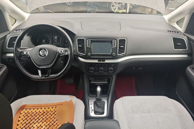 Used Volkswagen Sharan 2016 280TSI Enjoyment Model 7-Seater
