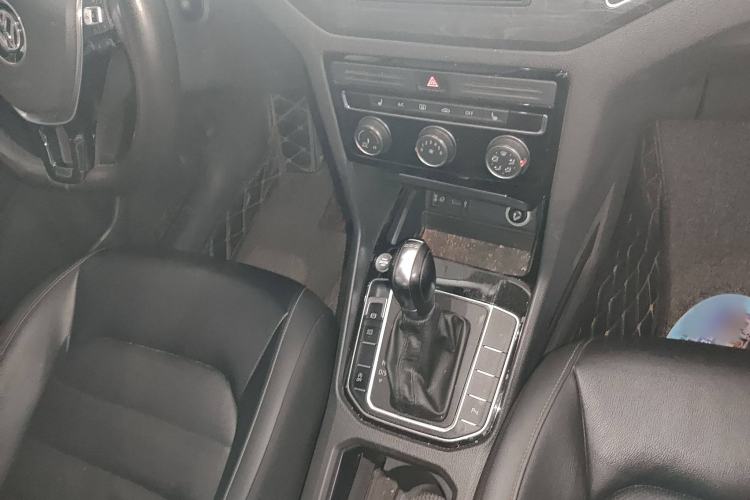 Used Volkswagen Golf Sportsvan 2016 280TSI Automatic Luxury Model