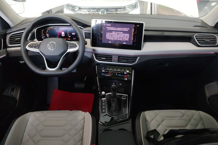 Used Volkswagen Tayron 2023 280TSI Two-Wheel-Drive Luxury Plus Advanced Version Center Console