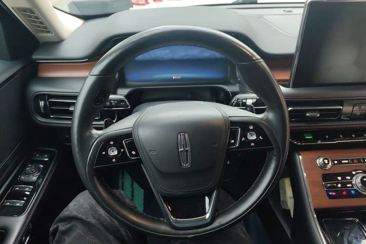 Used Lincoln Aviator 2022 3.0T V6 Four-Wheel Drive Luxury Edition Steering Wheel