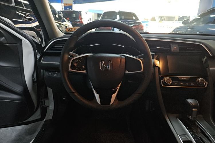 Used Honda Civic 2016 220TURBO CVT Luxury Edition