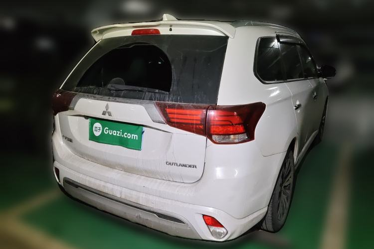 Used Mitsubishi Outlander 2021 2.0L Two-Wheel Drive Comfort Edition 5 Seats Rear Right 45 Deg