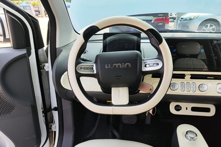 Used CHANGAN NEVO Lumin 2023 301km Honey Dew Edition