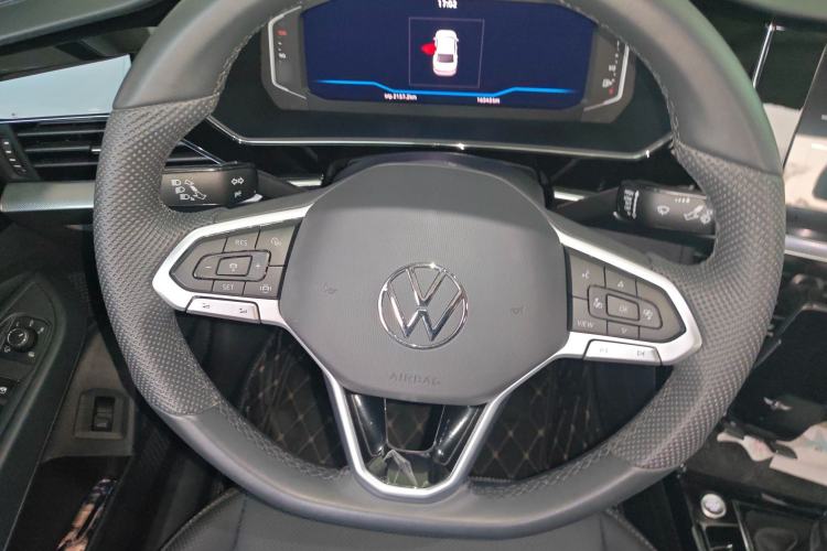 Used Volkswagen Passat 2024 380TSI Starry Dragon Edition
