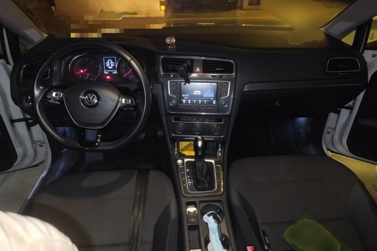 Used Volkswagen Golf 2017 230TSI Automatic Comfort Edition – Celebrating Milestone of One Million Units