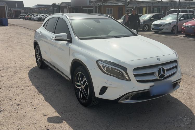 Used Mercedes-Benz GLA 2016 GLA 200 Fashion Model Exterior 3