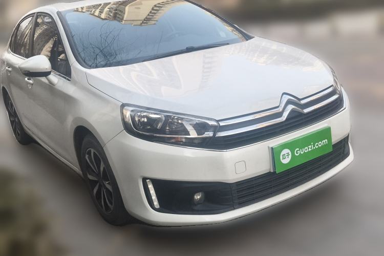 Used Citroen C4 Sega 2018 1.6L Manual Luxury Model
