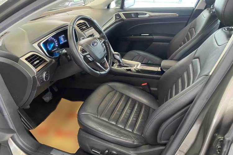 Used Ford Mondeo 2013 2.0L GTDi 200 Luxury Model