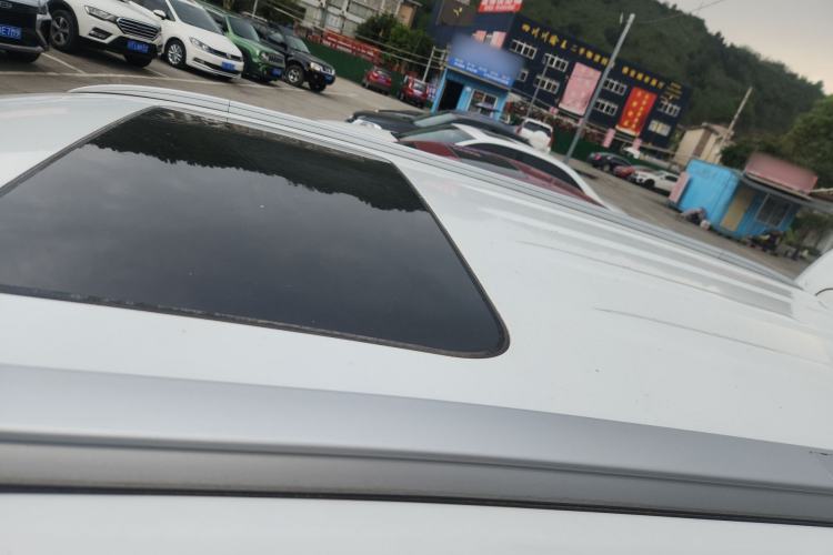 Used CHANGAN CS55 2019 1.5T Manual Colorful Model China VI Standard Roof