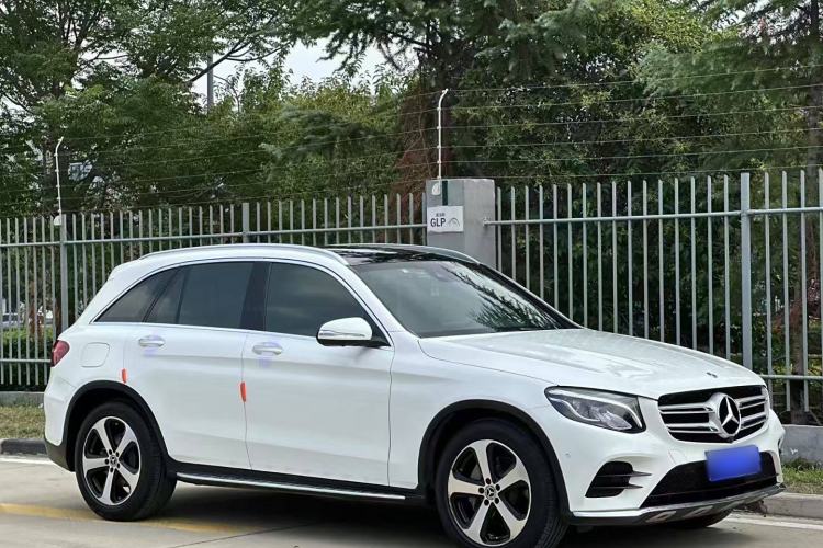 Used Mercedes-Benz GLC 2018 Facelift GLC 260 4MATIC Luxury Edition
