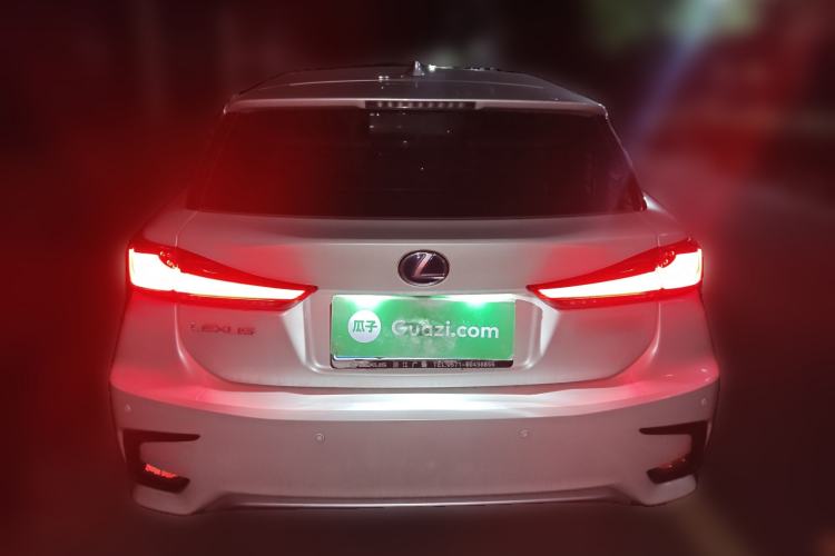 Used Lexus CT 2017 CT200h Elite Edition Monotone China VI