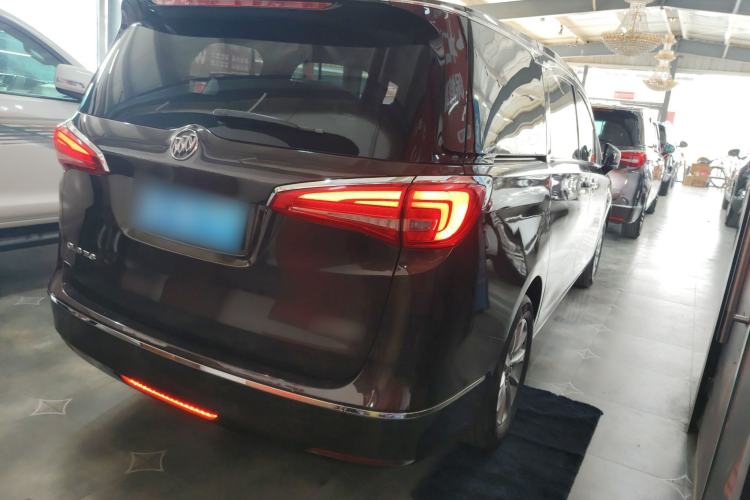 Used Buick GL8 2017 ES 28T Comfort Model China V Standard
