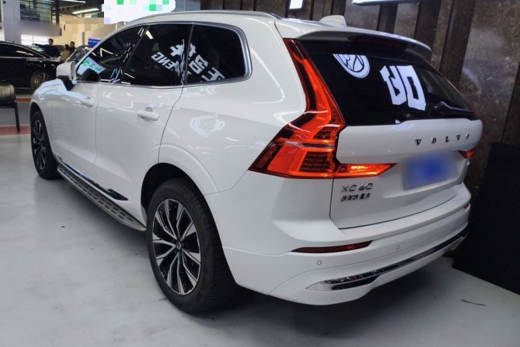 Used Volvo XC60 2024 B5 4x4 Smart Luxury Edition
