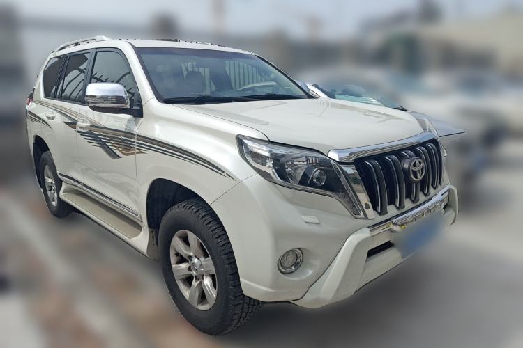 Used Toyota Prado 2014 2.7L Middle East Version Parallel Import Front Right 45 Deg