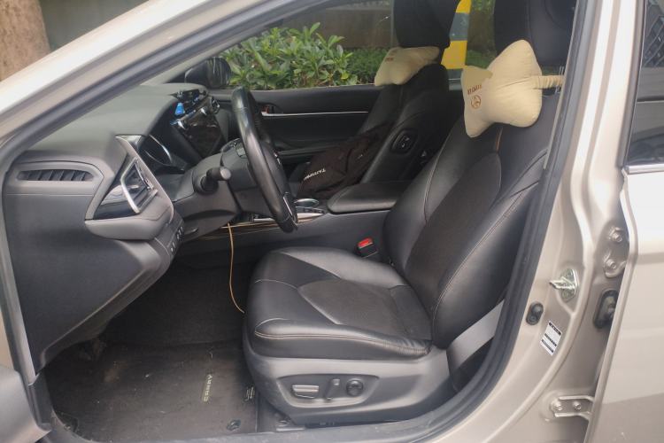 Used Toyota Camry 2019 Revised Version 2.0G Luxury Edition