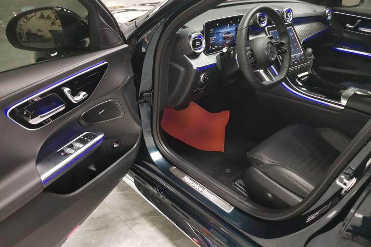 Used Mercedes-Benz C-Class 2022 Restyled C 260 L Sport Edition Driver Seat