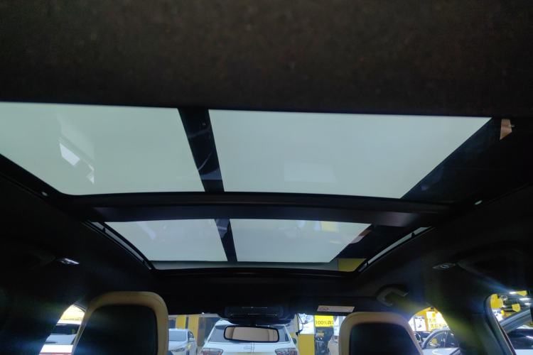 Used Lincoln Corsair 2022 2.0T Two-Wheel Drive Luxury Edition Headliner