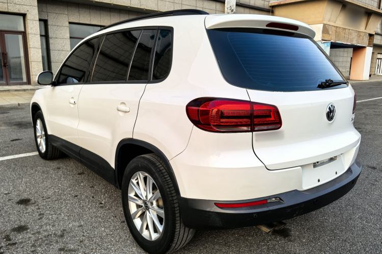 Used Volkswagen Tiguan L 2016 280TSI Automatic Two-Wheel-Drive Silk Road Style Edition
