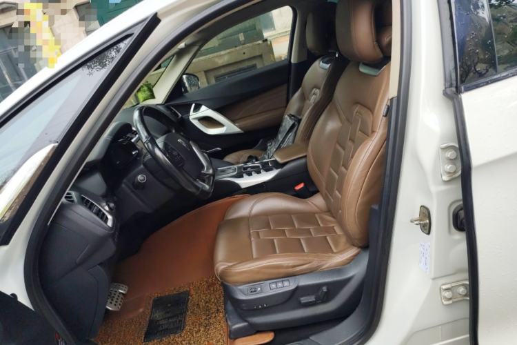 Used DS 5 2013 1.6T Prestige Edition THP200
