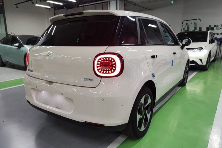 Used JAC Yiwei 3 2023 505km Air
