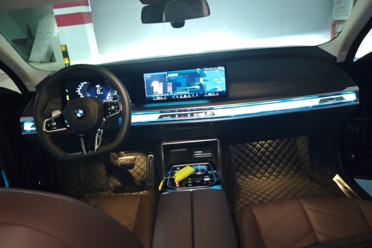 Used BMW 7 Series 2023 735Li M Sport Package