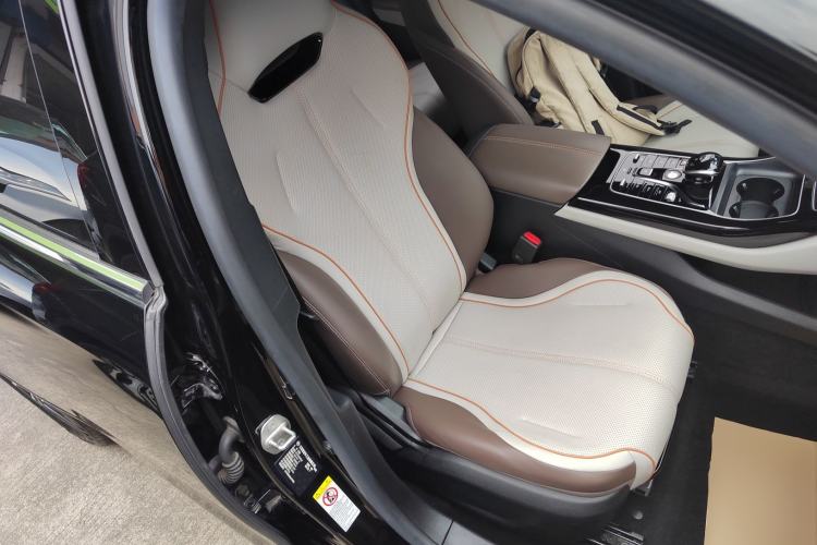 Used BYD Qin PLUS 2024 Honor Edition EV 420KM Leading Model
