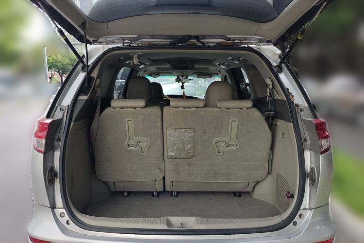 Used Toyota Previa 2006 2.4L 7-Seater Standard Edition
