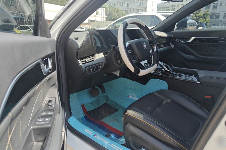 Used Bestune B70S 2023 1.5T All-Around Defender
