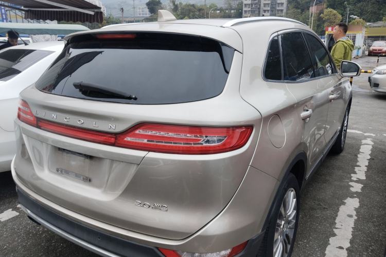 Used Lincoln MKC 2014 2.0T Four-Wheel Drive Luxury Edition Rear Right 45 Deg