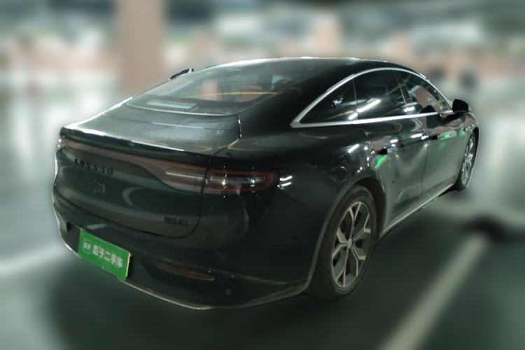 Used Hima Luxeed S7 2025 855 km Max
