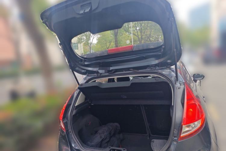 Used Ford Fiesta 2013 Hatchback 1.5L Automatic Fashion Edition
