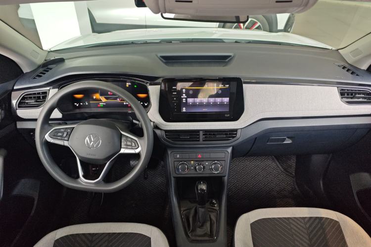 Used Volkswagen Tharu 2025 New Sharp 1.5L Sharp Edition Center Console