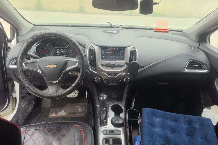 Used Chevrolet Cruze 2017 1.5L Automatic Pioneer Sunroof Edition