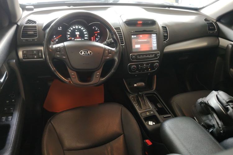 Used Kia Sorento 2013 2.4L 7-Seater Gasoline Luxury Version China IV Standard
