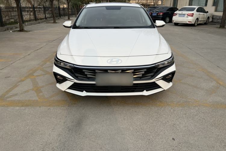 Used Hyundai Elantra 2023 1.5L CVT GLX Elite Edition
