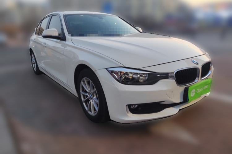 Used BMW 3 Series 2015 316i Active Edition Front Right 45 Deg