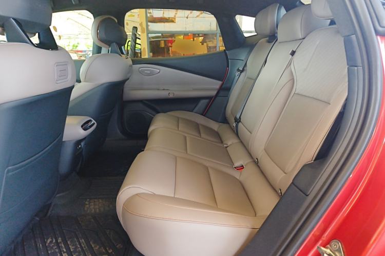 Used Lynk & Co Z10 2025 95 kWh 702 km All-Wheel Drive Intelligent Driving Ultra
