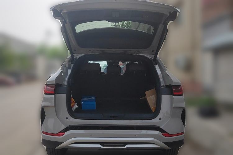 Used BYD Song PLUS New Energy 2023 Champion Edition EV 520KM Flagship Model