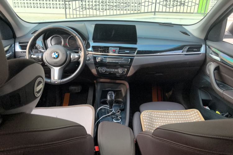 Used BMW X1 2021 sDrive25Li Leading Model Center Console