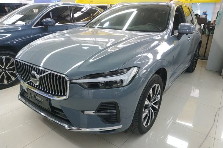Used Volvo XC60 2023 B5 4x4 Smart Luxury Edition