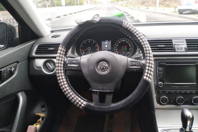 Used Volkswagen Passat 2013 1.8TSI DSG Prestige Edition Steering Wheel